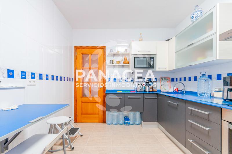 Foto f2adaebc-6060-49e8-b53b-3fc3c95e3d92. Appartement avec parking dans Roquetas pueblo Roquetas de Mar