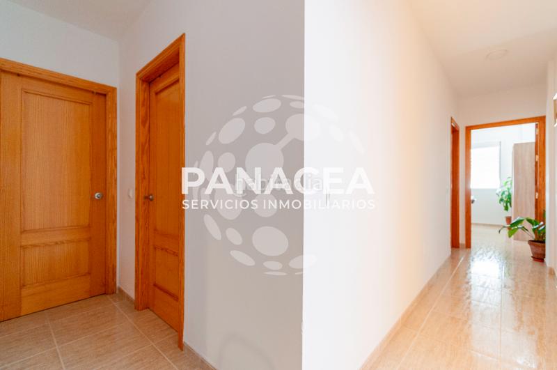 Foto f73c2a0b-ecc3-41a2-8568-2ebb6c7017f1. Flat with parking in Roquetas pueblo Roquetas de Mar