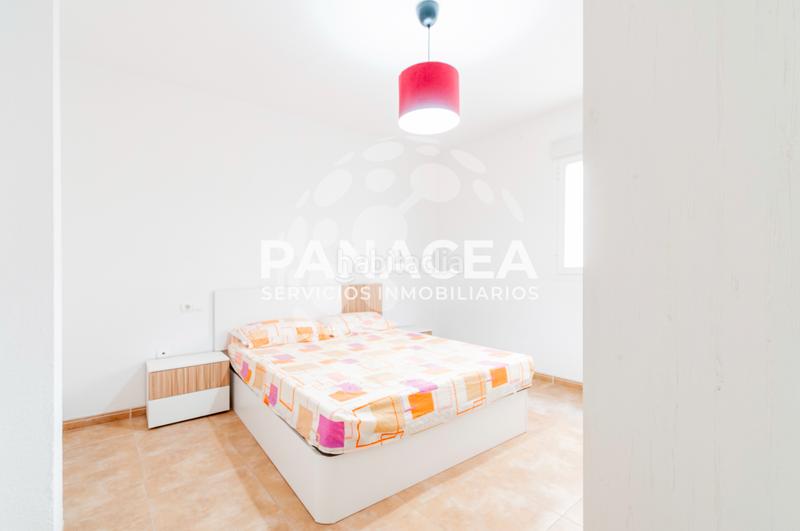 Foto 6a66361a-da3e-46c4-81fc-8e96450499c7. Appartement dans El Puerto - La Romanilla Roquetas de Mar