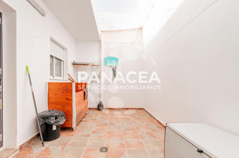 Foto 9601563c-bf36-490f-a7fb-a7c3c3252f1b. Reihenhaus in Enix