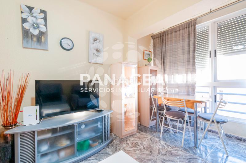 Foto 2bbd465a-ea79-463c-afb9-3f9d23e61109. Piso  en venta en zapillo en Ciudad Jardín - Tagarete - El Zapillo Almería