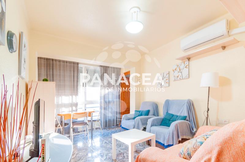 Foto c7857566-f052-4e23-b7ad-12d35cd99bec. Piso  en venta en zapillo en Ciudad Jardín - Tagarete - El Zapillo Almería