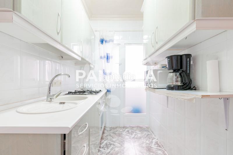 Foto f197f8a5-0cab-4dad-be47-2b690fc22086. Piso  en venta en zapillo en Ciudad Jardín - Tagarete - El Zapillo Almería