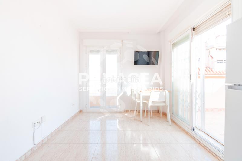 Foto a5af48e7-14cb-4223-b170-edc6e8c114a4. Ático  en venta en el puerto en El Puerto - La Romanilla Roquetas de Mar