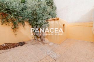 Maison à Roquetas pueblo. Chalet adosado en venta en roquetas pueblo