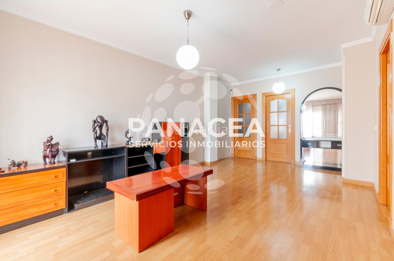 Foto 4ac12757-abd2-4866-a908-03745aeed8e9. Àtic a El Parador de las Hortichuelas Roquetas de Mar