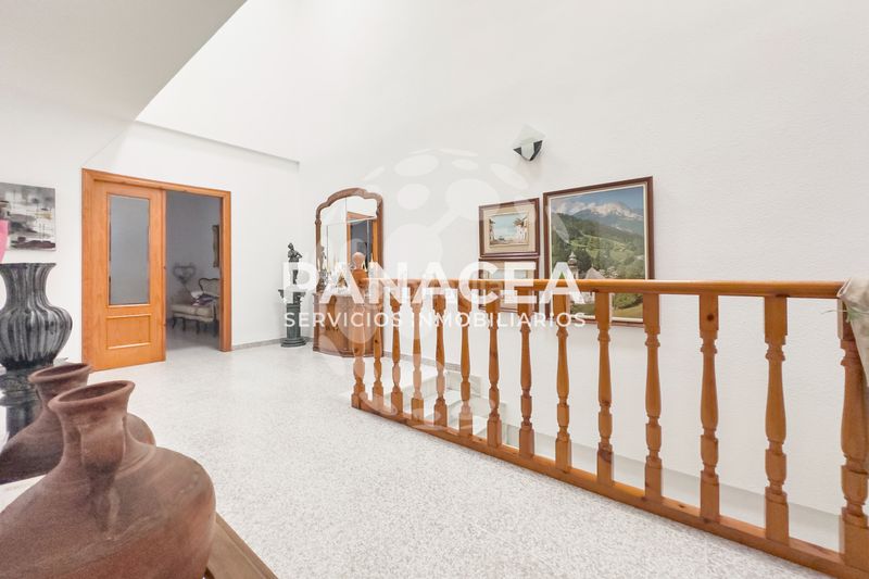 Foto 00f3863c-b7e9-48c9-ac29-cc235b58a055. Casa adossada amb aparcament a Roquetas pueblo Roquetas de Mar