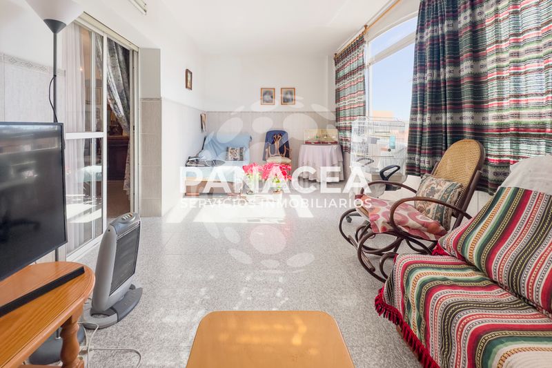 Foto 514ddd2f-f50c-40a3-bf94-2ad3f552dd06. Casa adossada amb aparcament a Roquetas pueblo Roquetas de Mar