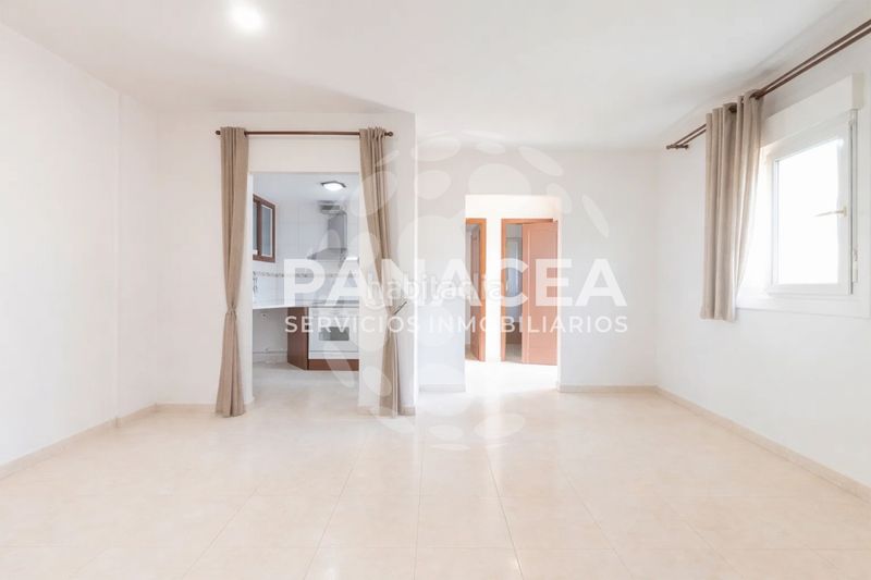 Foto 434b2a16-b1af-4051-9c4d-aee1e3c29969. Pis amb piscina a Aguadulce Sur Roquetas de Mar