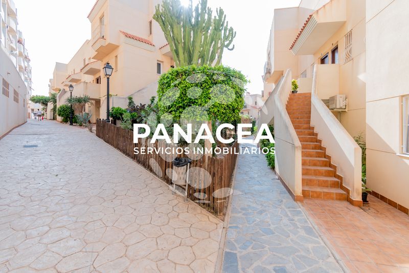 Foto 652e11dd-6bf4-4059-a39b-2b79108a30f6. Pis amb piscina a Aguadulce Sur Roquetas de Mar