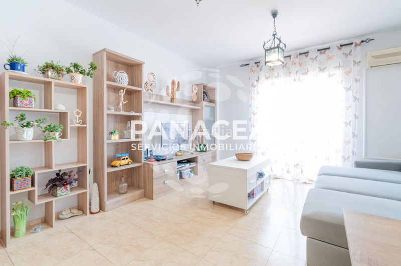 Foto 00a28271-b077-4c33-86e6-2bdb93b748f2. Pis amb aparcament a Mojonera (La)