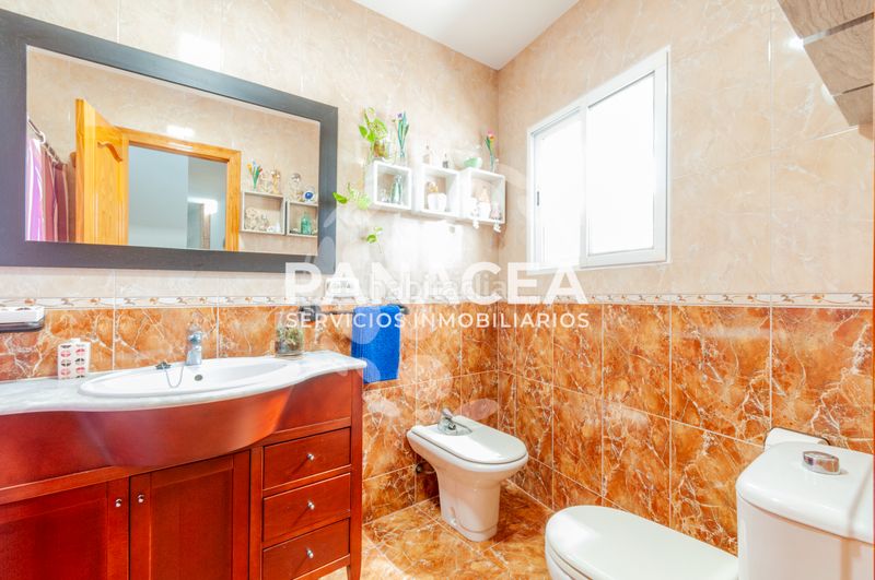 Foto 0842a478-9f1a-45c0-a773-53224114b5db. Pis amb aparcament a Mojonera (La)