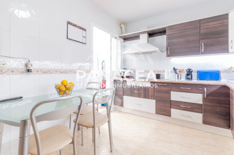 Foto 724ba50b-e3f3-4e95-9d41-bbfae0f0c595. Pis amb aparcament a Mojonera (La)