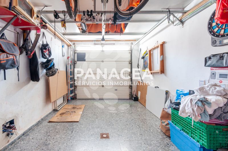 Foto ae857347-fea2-4085-beab-a4cf2c2f271b. Xalet amb aparcament a Roquetas pueblo Roquetas de Mar