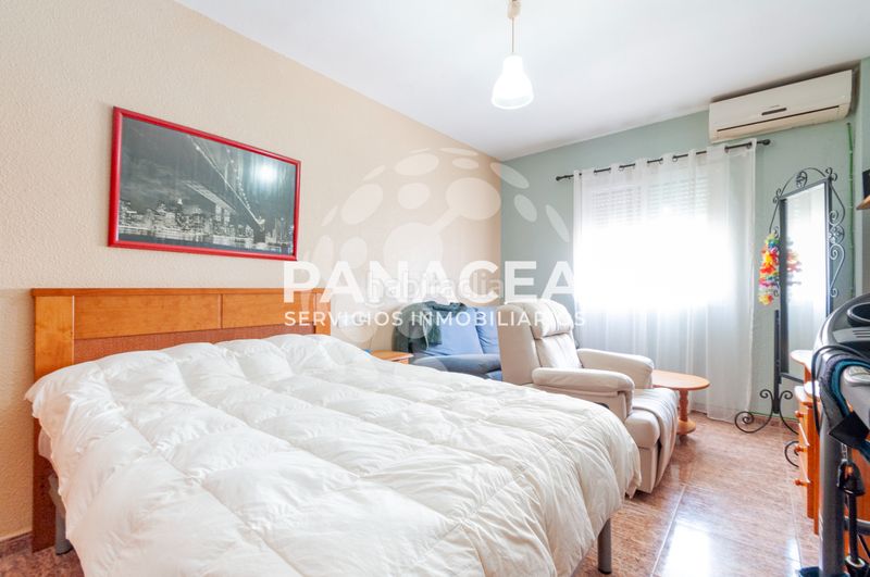 Foto 6353dd5b-5be7-4d35-b418-082bd937e5ab. Casa adossada amb aparcament a Roquetas pueblo Roquetas de Mar