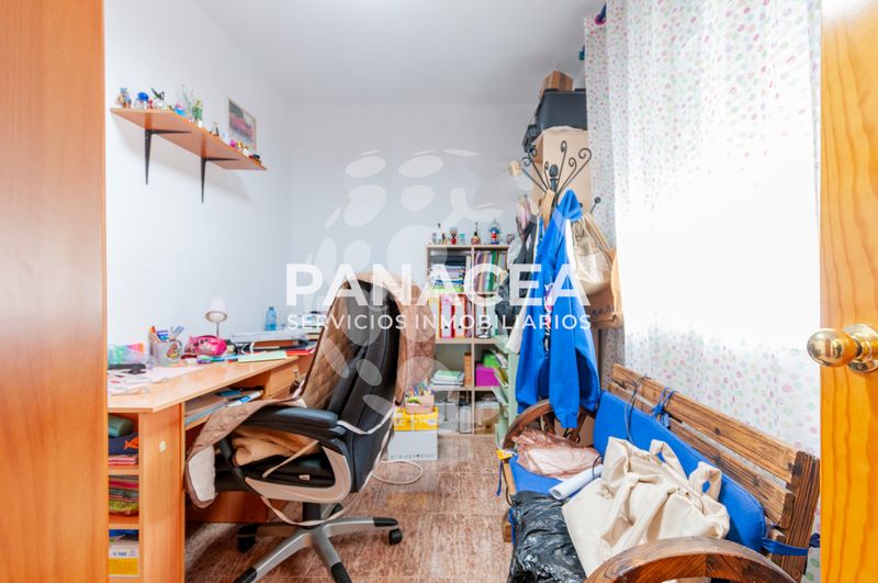 Foto f257362e-4c5e-400e-8224-d622c4eefa52. Casa adossada amb aparcament a Roquetas pueblo Roquetas de Mar