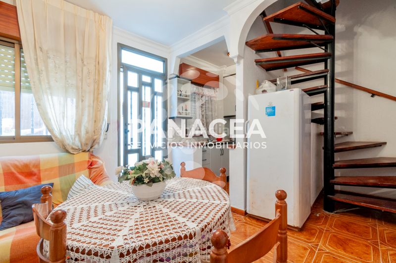 Foto 191a92a5-9439-43a8-b05f-7ea6c29f4608. Casa a Albuñol