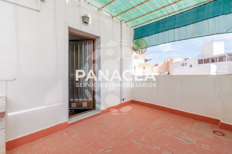 Foto 61b9d08b-d80a-4ce8-988b-e6b3c7d5d98d. Casa a Albuñol