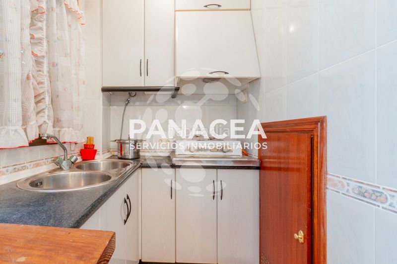 Foto b8eb3c5c-9589-400e-9c8d-2a03a91fdc17. Casa a Albuñol