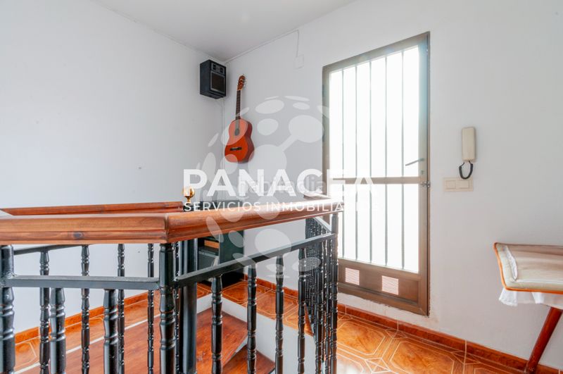 Foto e2d0d405-4d21-481f-819d-21060121bff6. Casa a Albuñol