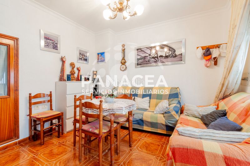 Foto ed1bb513-e2c4-4857-897e-b539c4c20bd3. Casa a Albuñol