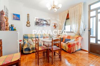 Casa a Albuñol. Chalet adosado en venta en albuñol