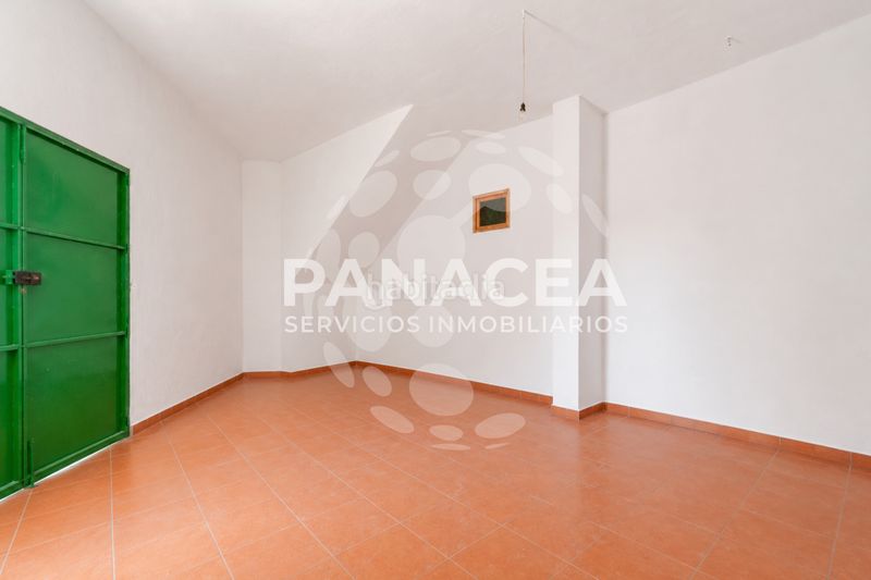 Foto d8ef3333-5576-4bfc-a16e-0e95ff56b8d4. Xalet amb aparcament a Albondón