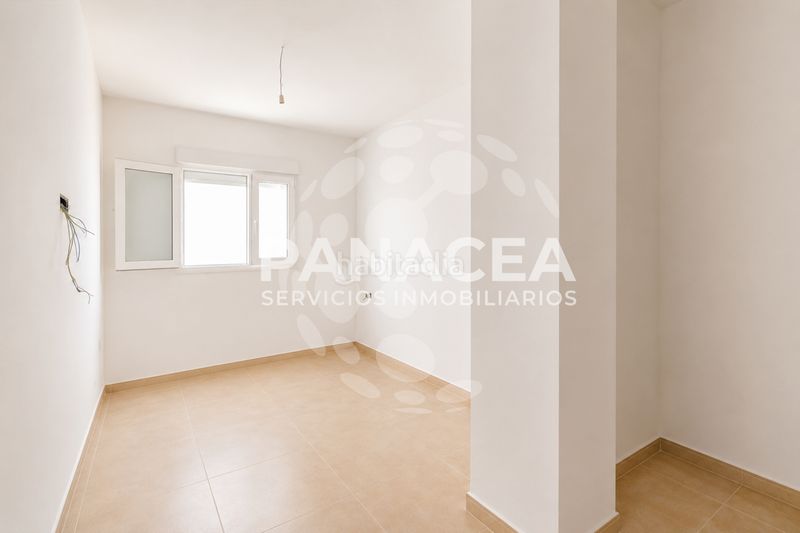 Foto c0e784e0-cbf6-4ec3-ae72-76eda35b94e6. Pis amb piscina a La Gangosa Vícar