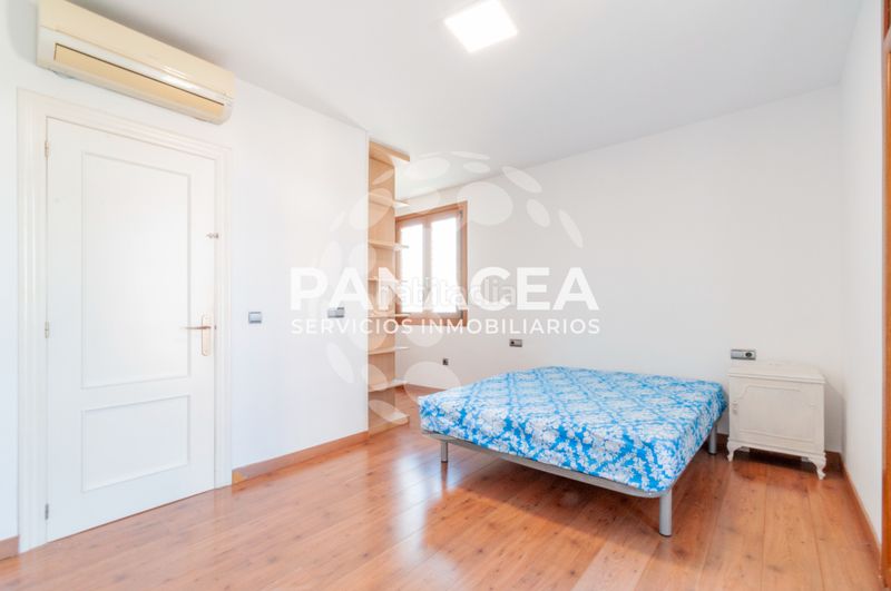 Foto 1c39aaf5-c14a-45c2-8218-a08233c153b6. Maison jumelée avec parking dans Roquetas pueblo Roquetas de Mar