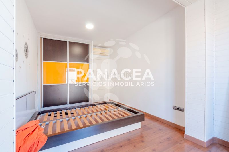 Foto 541b002b-56f7-4223-a176-6bff746a8343. Maison jumelée avec parking dans Roquetas pueblo Roquetas de Mar
