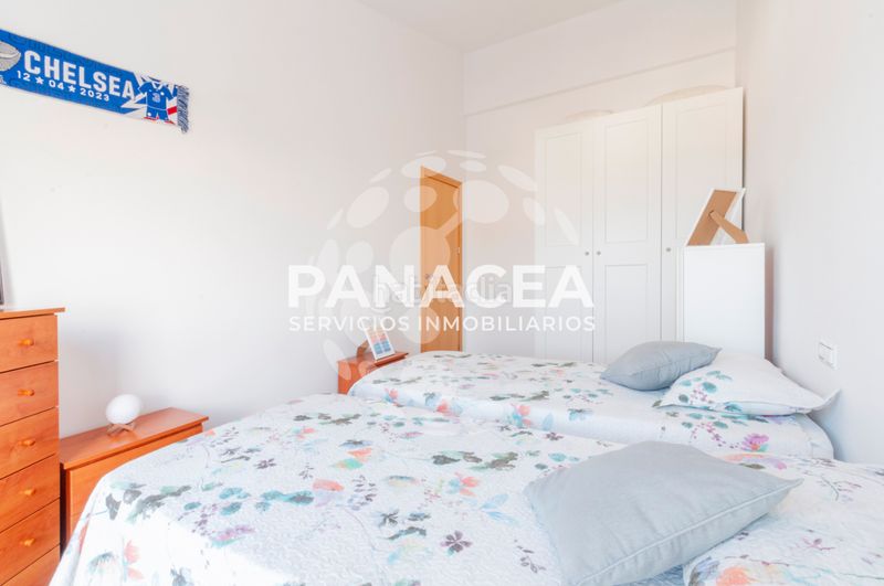 Foto fb842f88-9193-4fd9-9ba4-2a0c7eeb91a5. Casa adossada amb aparcament piscina a Albuñol