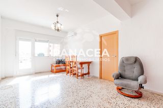 Pis a Plaza de la Luz. Piso en venta en plaza de la luz