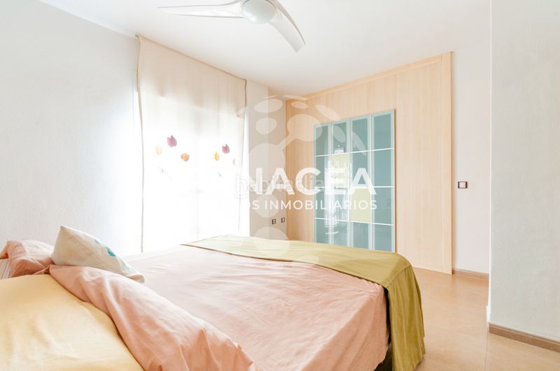 Foto 534293e8-4611-4531-bfbd-0fbdf3c3508b. Casa aparellada amb aparcament a Viator