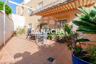Doppelhaus in Viator. Chalet pareado en venta en viator
