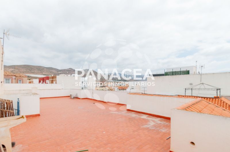 Foto c716e80e-32ca-4db0-a90a-042c3bc45758. Casa a La Gangosa Vícar