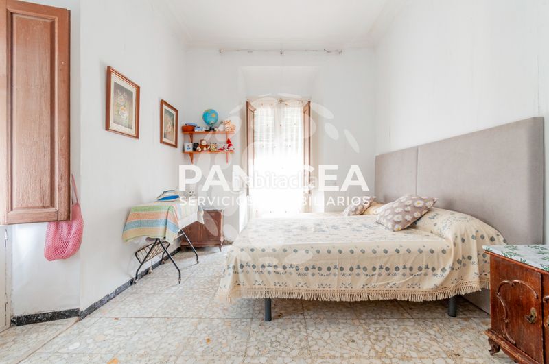 Foto 468fe8b2-9095-492f-b3c3-b809d6b5428e. Casa aparellada amb aparcament a Berja