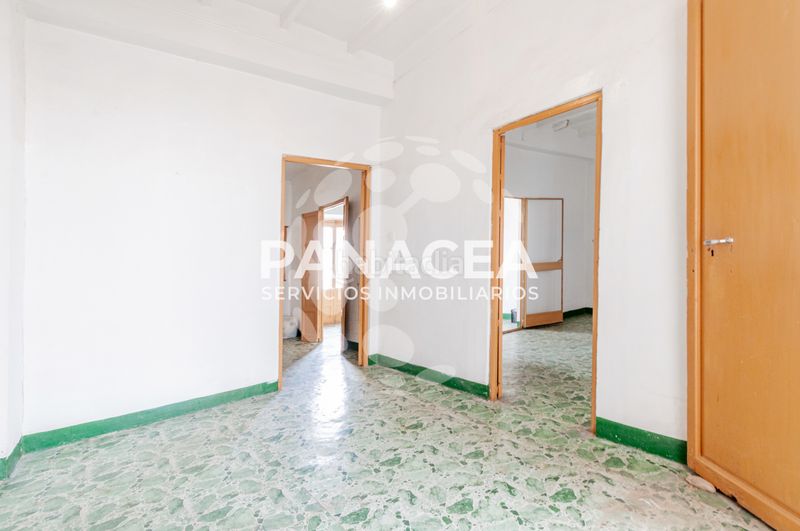 Foto 5d08449d-e289-4a5c-8cdd-55745b5f4c74. Casa aparellada amb aparcament a Berja