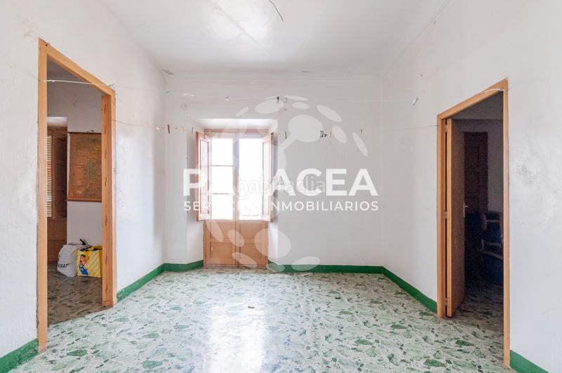 Foto c0024242-4fef-449d-b42a-c34716309c9f. Casa aparellada amb aparcament a Berja