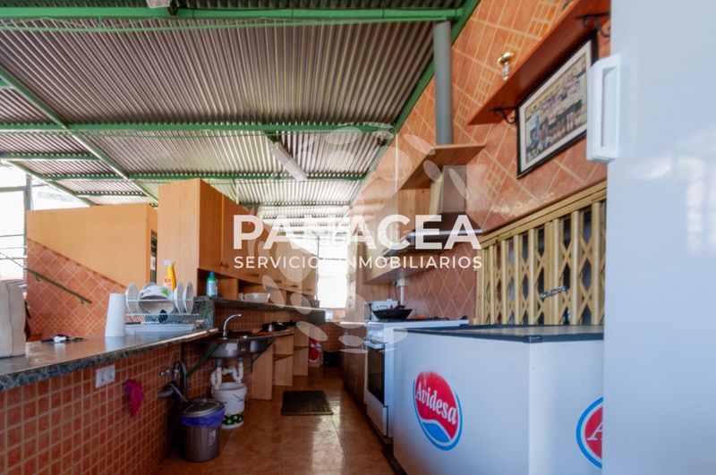 Foto 09e9f9f6-4a86-4916-bff2-a624e628441c. Finca rústica  en venta en Berja