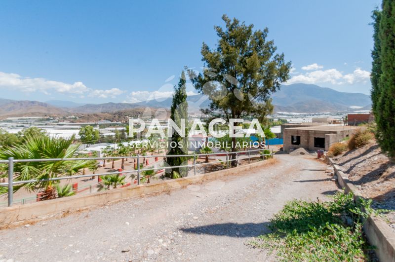 Foto 1b1b5d9b-caac-4db2-939c-7674456b37ed. Finca rústica  en venta en Berja