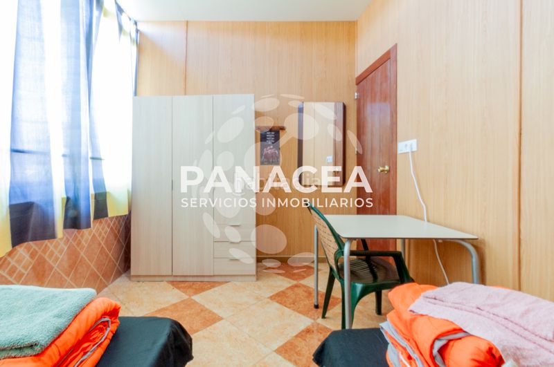 Foto f1bcd19a-0403-4fcb-b790-308d3dc281a8. Finca rústica  en venta en Berja