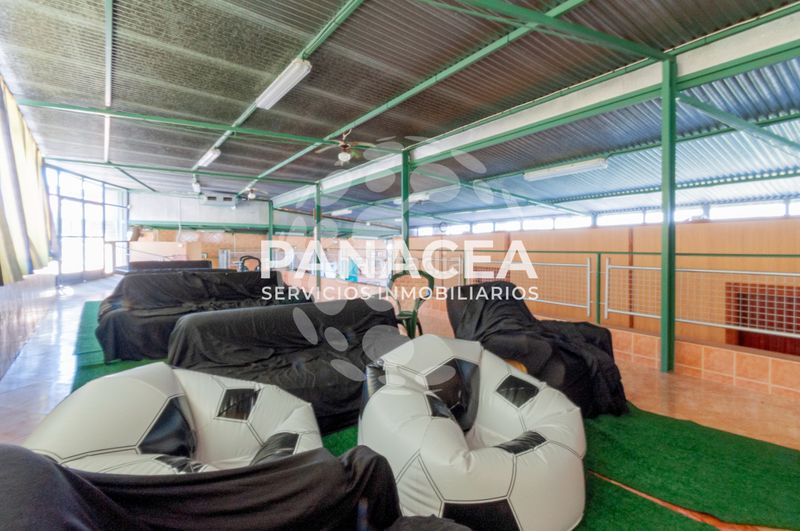 Foto f4732f31-43c9-4793-a461-6bae71bd0948. Finca rústica  en venta en Berja