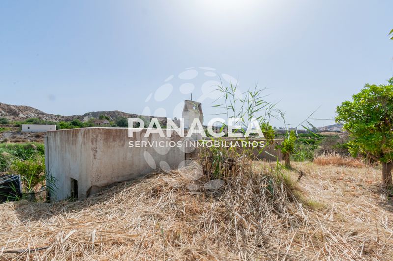 Foto 072e7ef6-d121-4ac1-bb2d-ce4eb9195a0f. Finca rústica a Bentarique