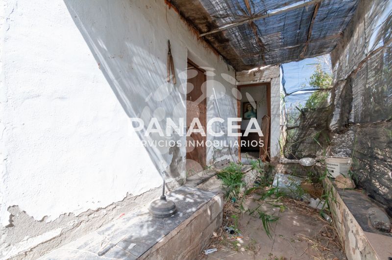 Foto d8f0c253-0775-4924-851c-d3bcd9ad28f3. Finca rústica a Bentarique