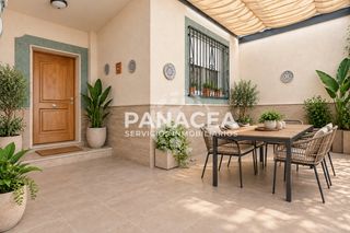 Casa aparellada a La Gangosa