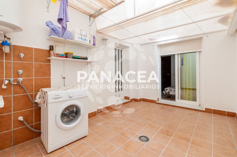 Foto f4225d90-31c0-4ebd-9aae-502f7a2b56ac. Pis a Adra