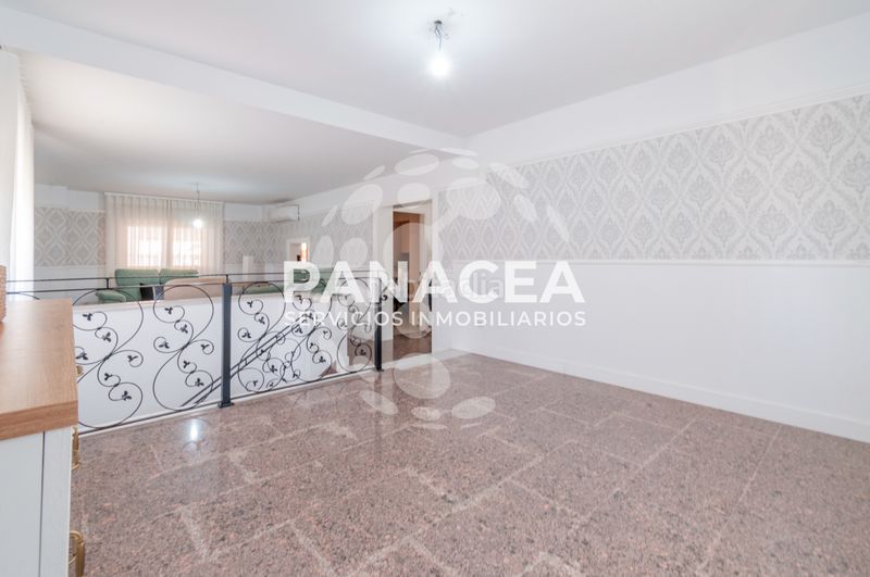 Foto cf7e6ee3-3032-4d63-a415-c09fd465aa37. Casa aparellada amb aparcament a La Gangosa Vícar