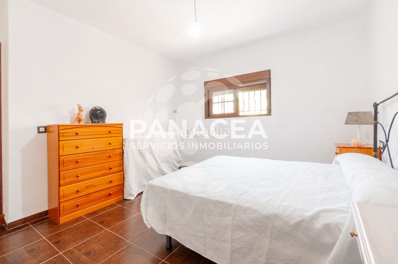 Foto 5b36b187-de9c-43a9-9d9a-d69d817f4de0. Casa amb aparcament a Almegíjar