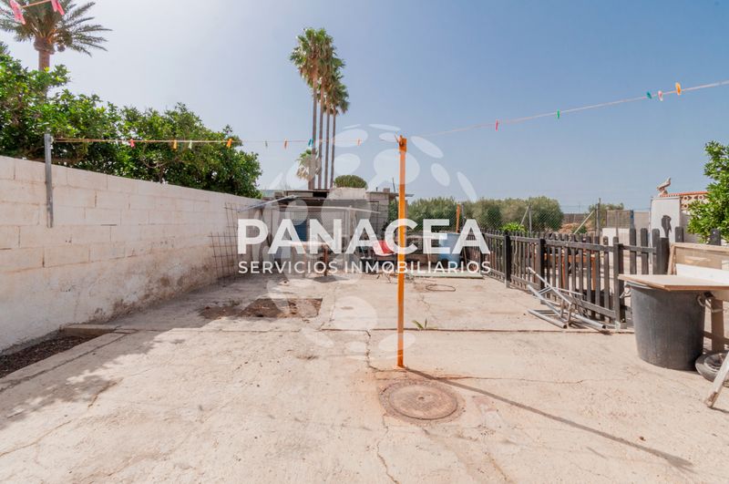 Foto 00987d5d-7315-4fbb-af0b-31e0bb78bdf1. Xalet amb aparcament piscina a Pechina
