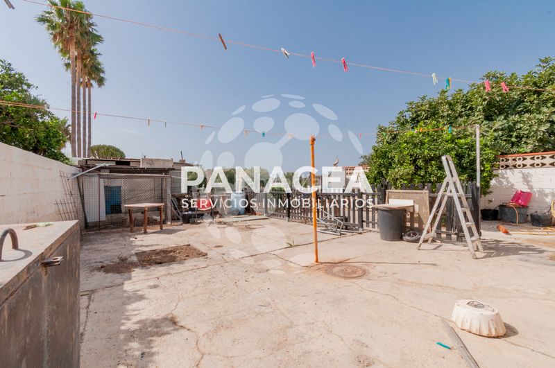 Foto 4ce9e903-4222-48cf-bfe3-cf895aad5603. Xalet amb aparcament piscina a Pechina